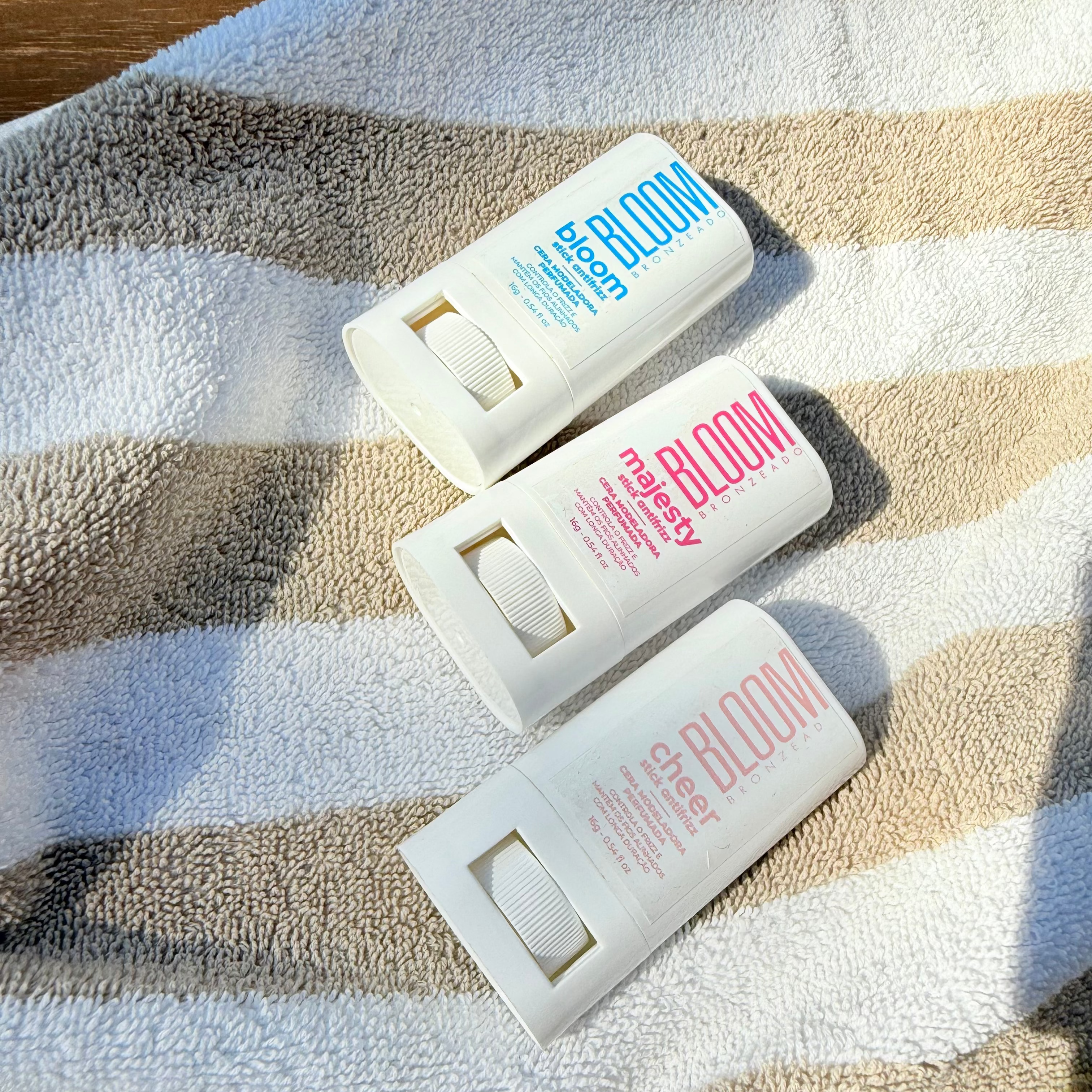Stick 3 Antifrizz – Cheer, Majesty e Bloom 16g